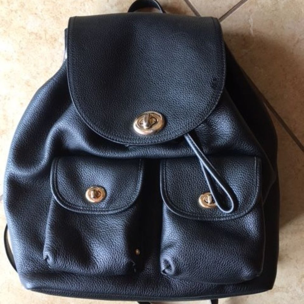 Coach 37582 Turnlock Rucksack Backpack with Polished Pebble Black Leather NEW